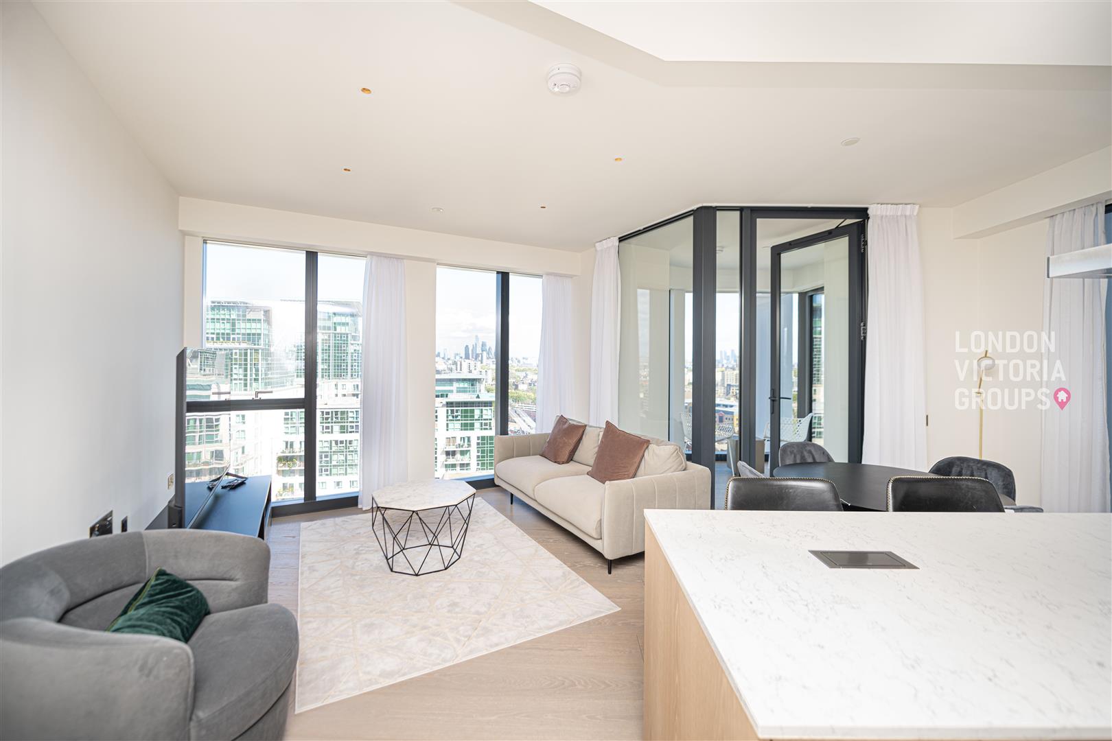 2 bed property in River Park Tower, 1 Nine Elms Lane, London